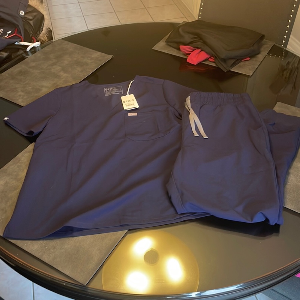 Navy Figs Set
